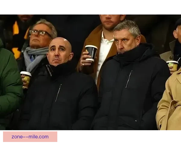 曼联战绩低迷致高层决策调整 部分教练和管理人员被裁员