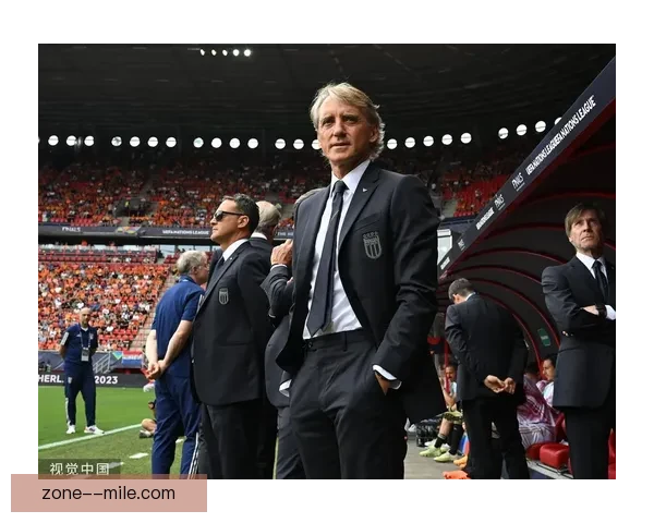 曼奇尼执教意大利辉煌夺冠书写欧洲杯新篇章